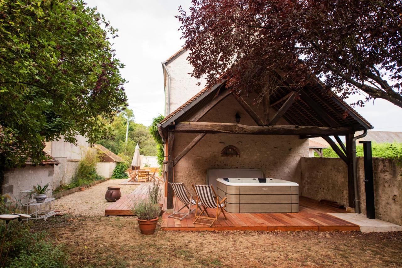 Le Jardin De Josnes Bed & Breakfast ภายนอก รูปภาพ