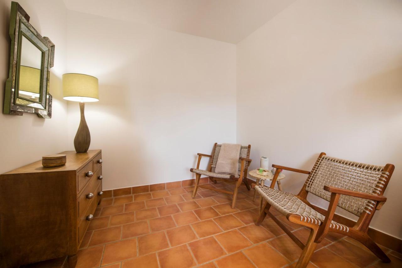 Le Jardin De Josnes Bed & Breakfast ภายนอก รูปภาพ